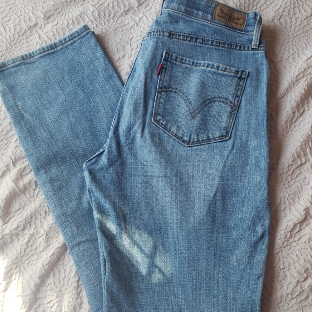 Levi's Perfect Waist 525 Straight Leg Jeans